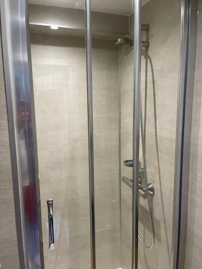 Studio De Strandloper Met 1 Zetelbed En 1 Bedkast Apartman Middelkerke Belgium